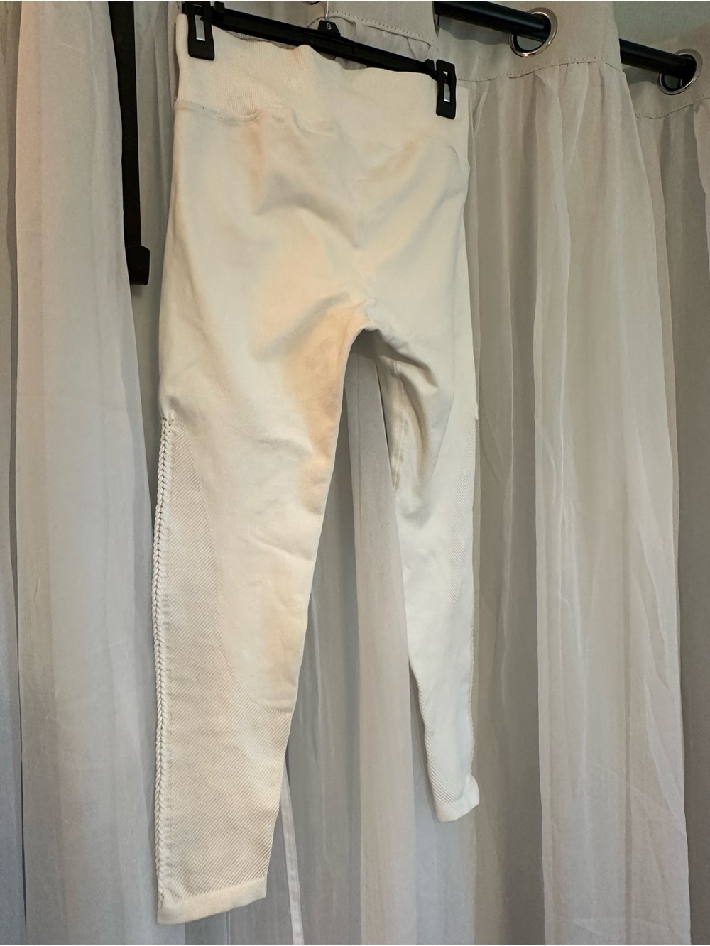 Offline by Aerie Textured High-Waist Leggings - Picture 7 of 7